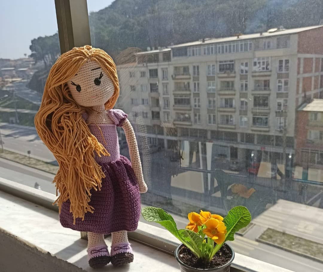 Rapunzel Bebek