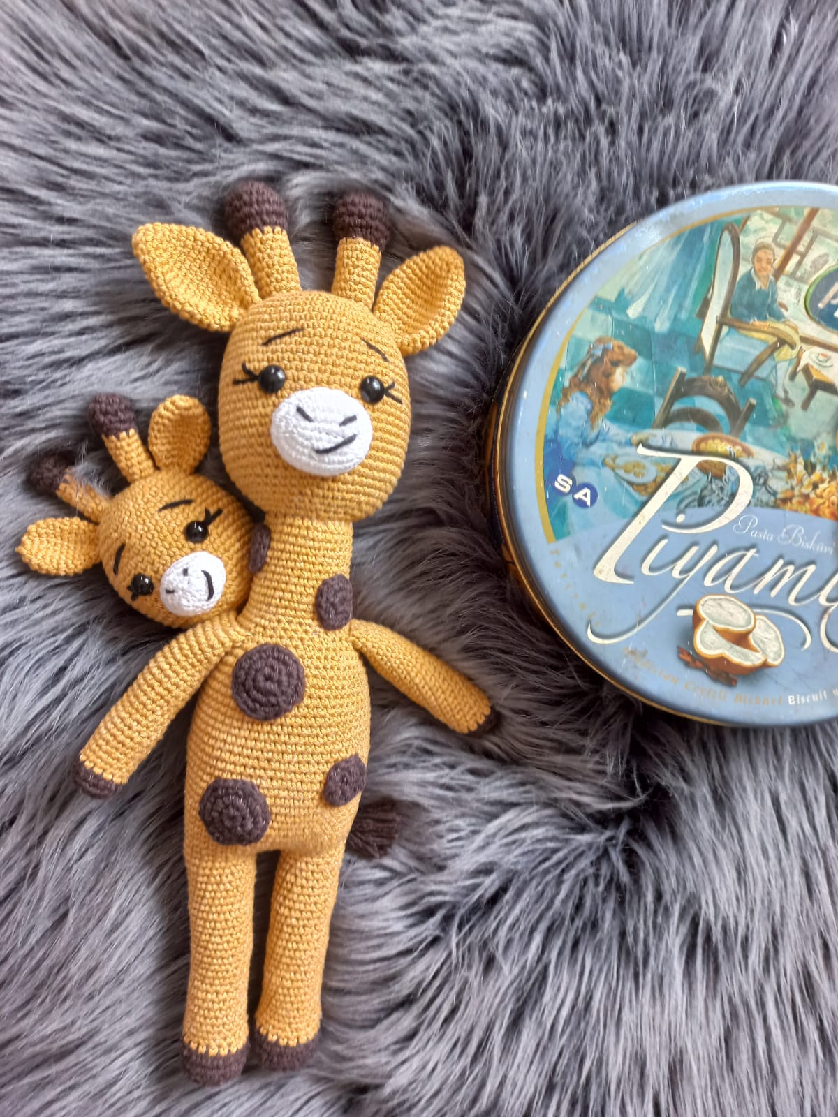 Anne ve Bebek Zürafa